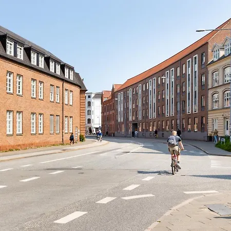 Apartment Unik Luksuslejlighed I Aalborgs Hjerte - Eksklusivt Design Af Kendt Arkitekt! Aalborg
