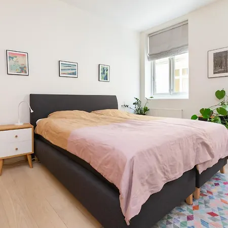 Unik Luksuslejlighed I Aalborgs Hjerte - Eksklusivt Design Af Kendt Arkitekt! * Aalborg