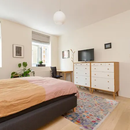 Unik Luksuslejlighed I Aalborgs Hjerte - Eksklusivt Design Af Kendt Arkitekt! Apartamento